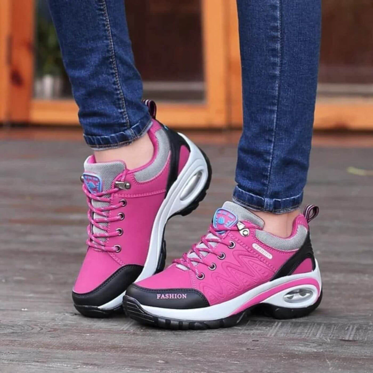 Lucy | Orthopedic Walking Shoes
